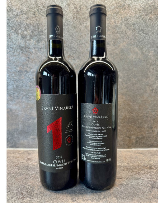 Cuvée Zweigeltrebe/Portugal Modrý 2013, moravské zemské víno